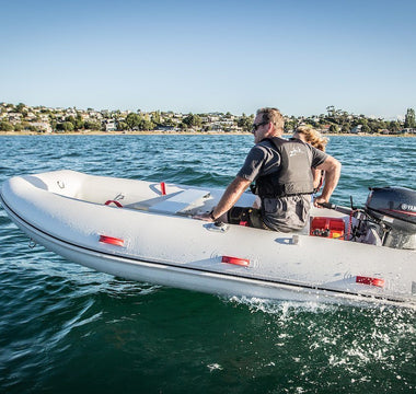 True Kit Navigator in use as a tender