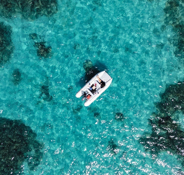 Inflatable Catamaran vs Inflatable Dinghy: Which is Right for You?